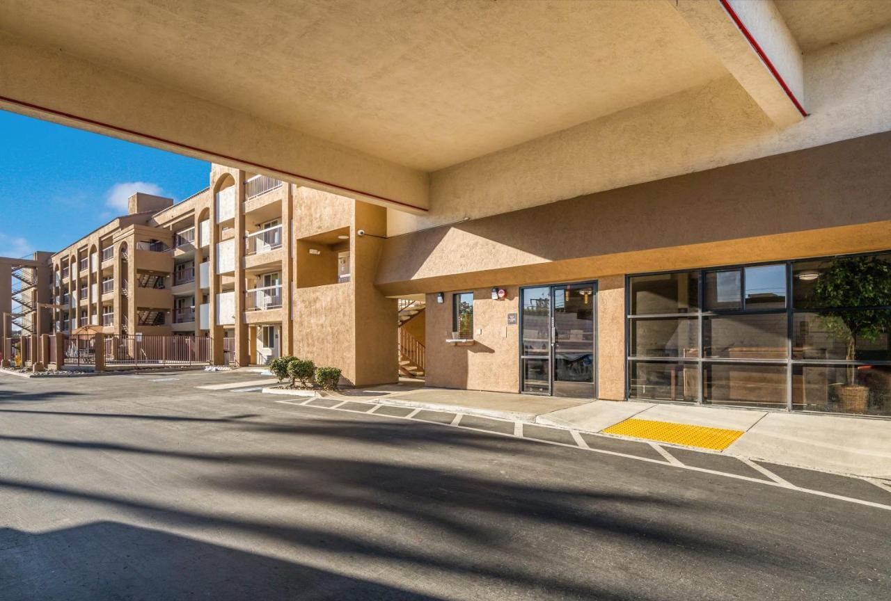 Days Inn By Wyndham Chula Vista-San Diego Exterior foto
